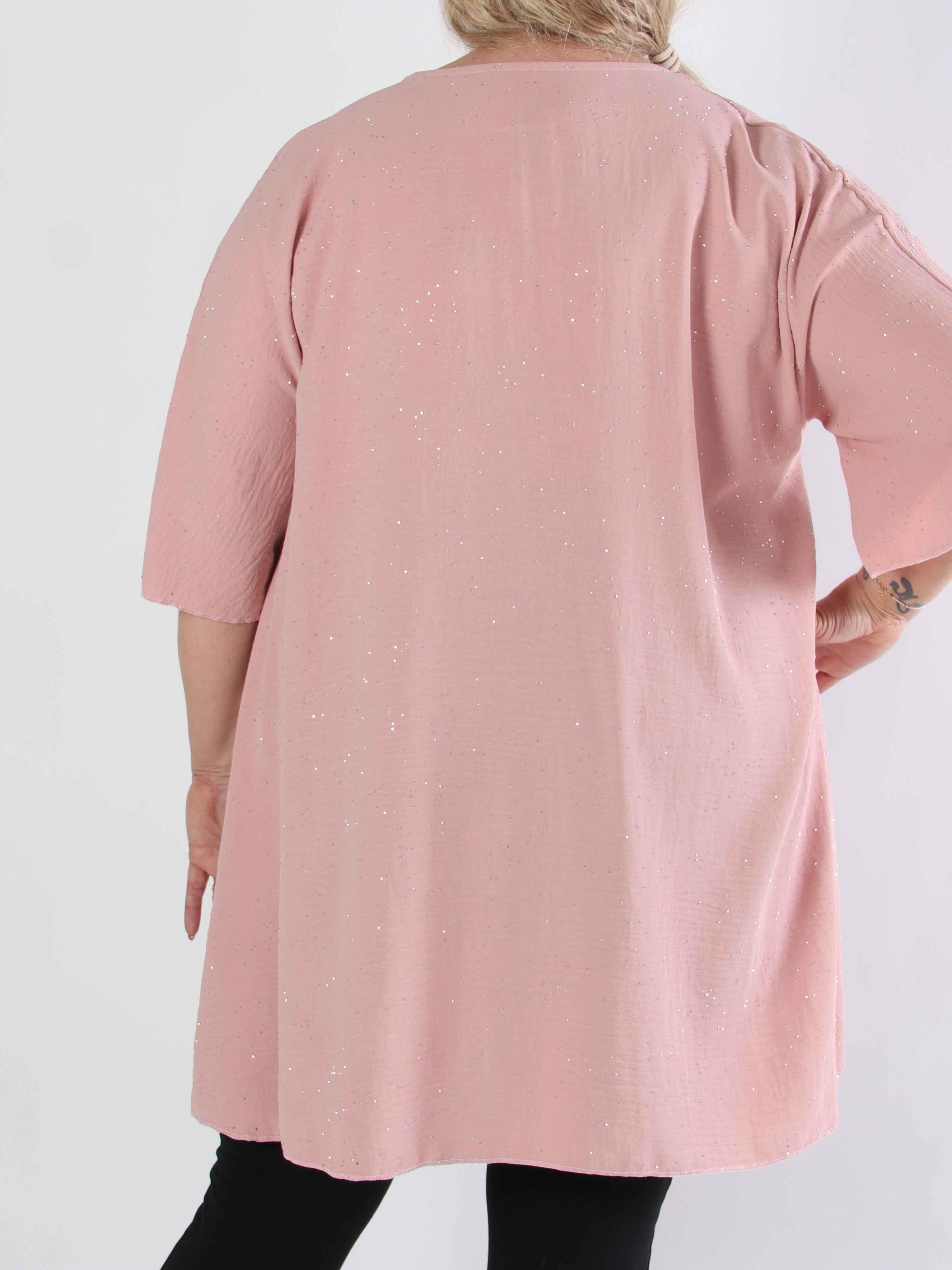 Johanne - Ensfarvet plus size kjole pyntet med similisten